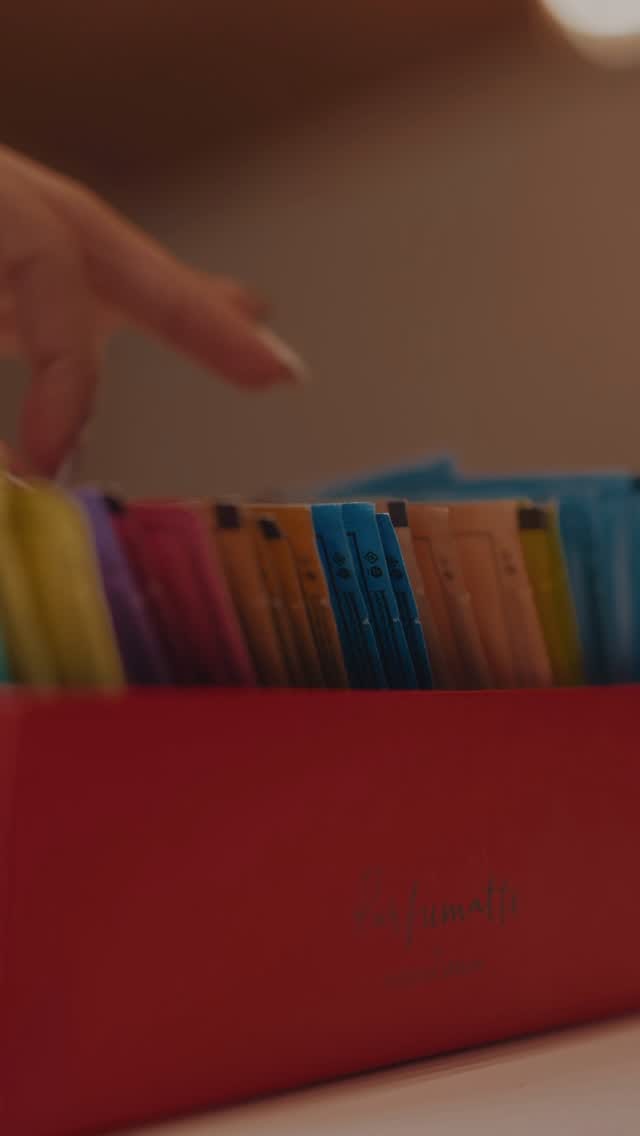 Post 6 by PERFUMEATELIER on Instagram (video)