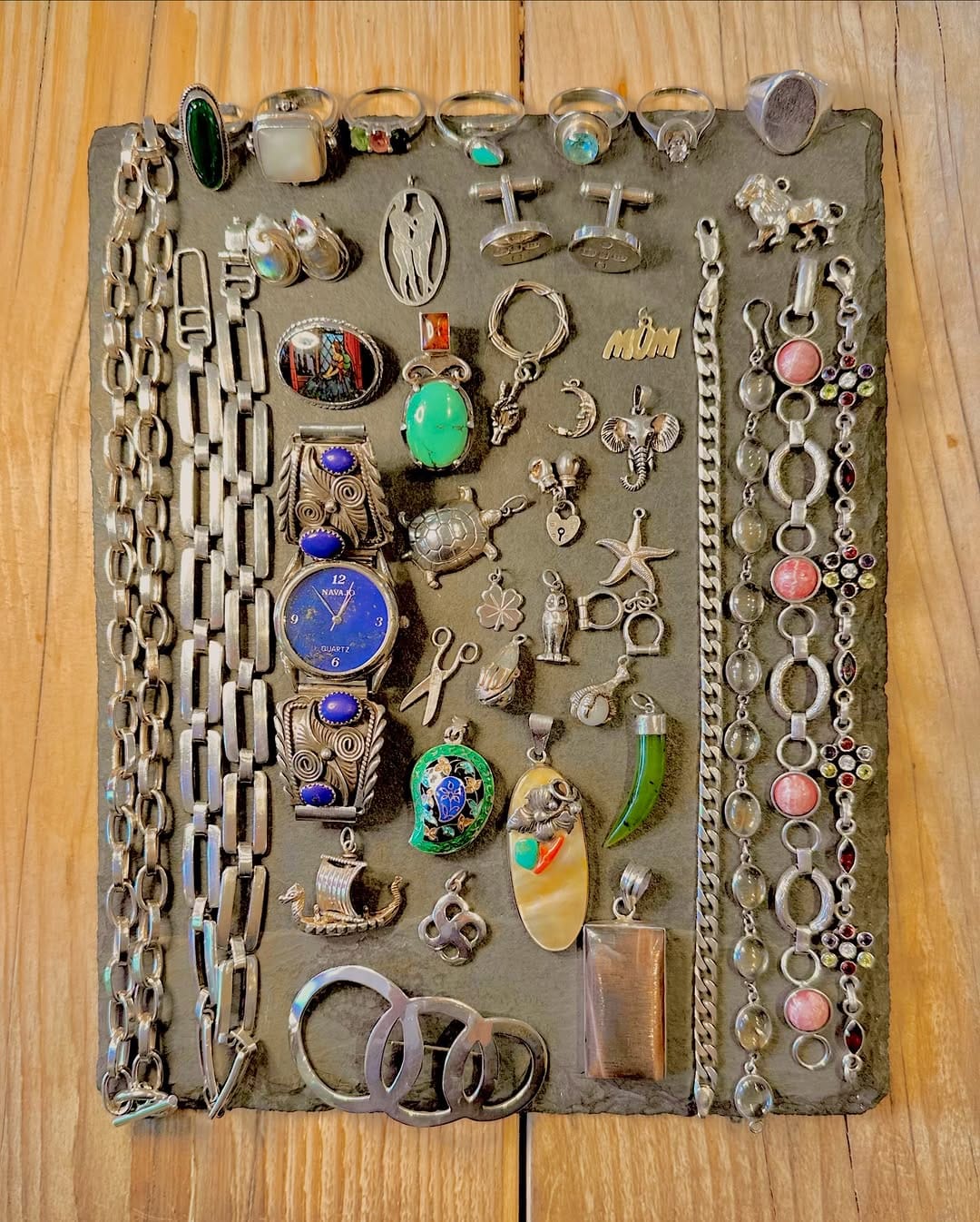 Post 4 by VintageBuyDan on Instagram (carousel)