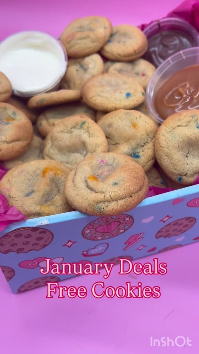 Post 8 by Ooh&Aah - Personalised Cookies on Instagram (video)