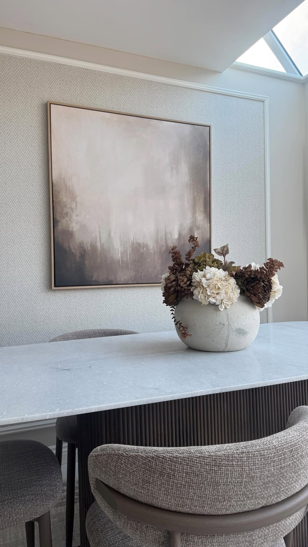 Post 1 by HD London Art on Instagram (video)