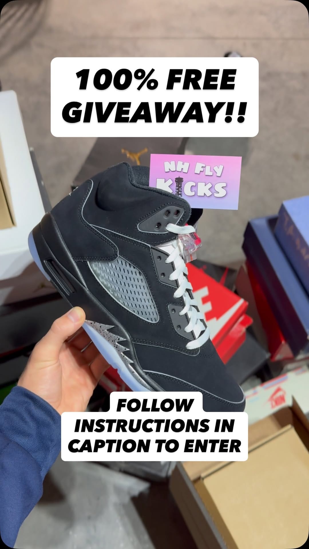 Post 7 by Sell me sneakers👟 on Instagram (video)