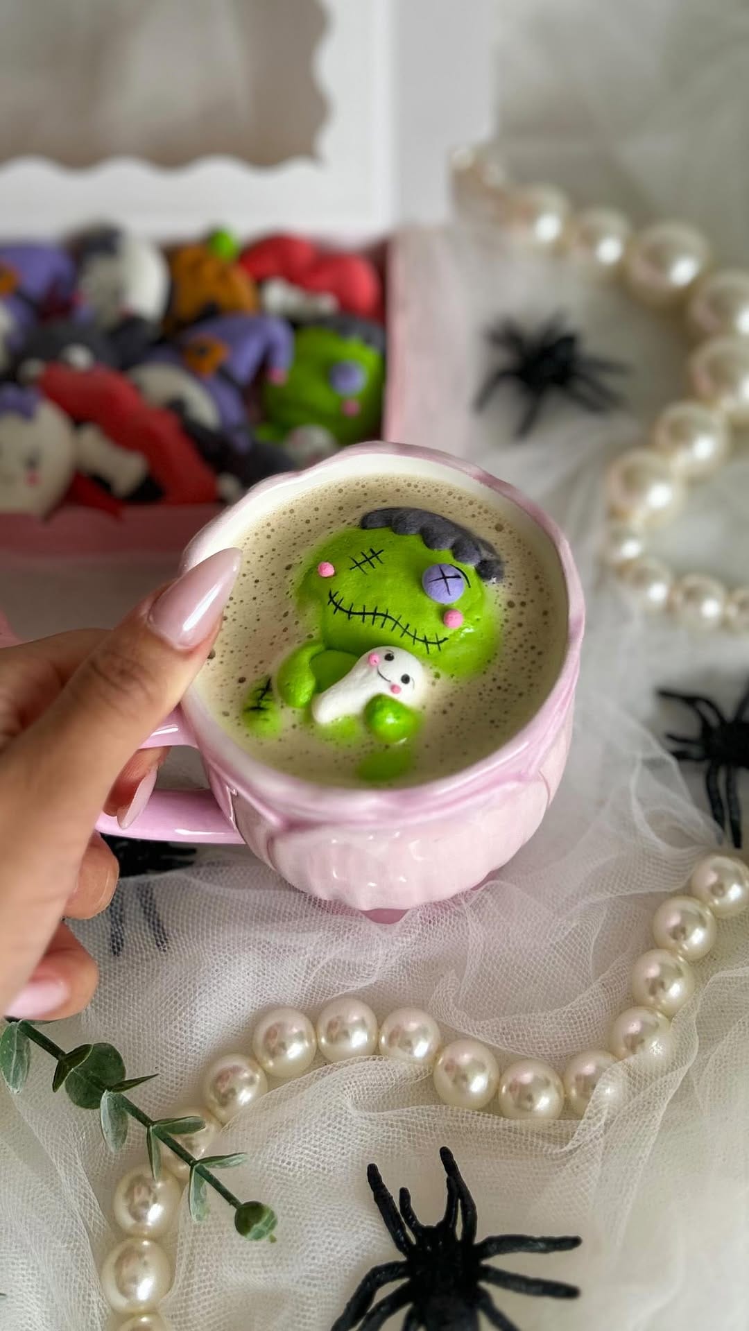 Post 6 by THE MARSHMALLOW BOUTIQUE on Instagram (video)