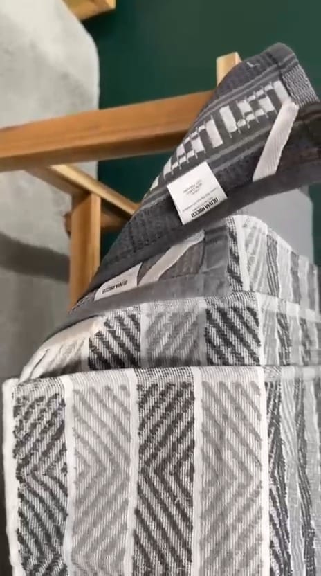 Post 6 by OLIVIA  ROCCO® on Instagram (video)