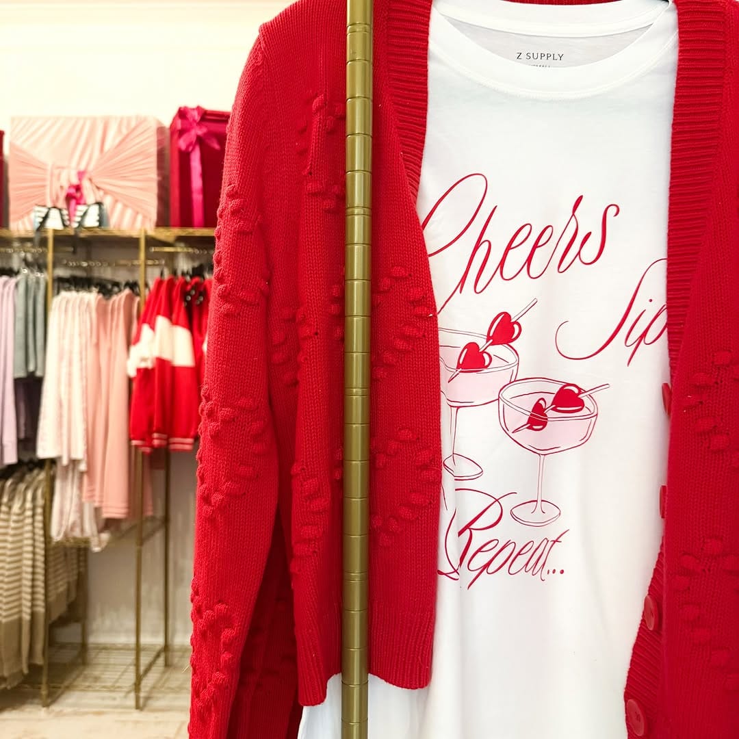 Post 7 by Posh Boutique on Instagram (image)