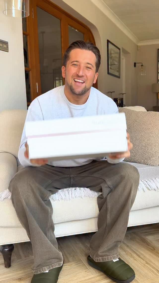 Post 1 by North Designerwear on Instagram (video)