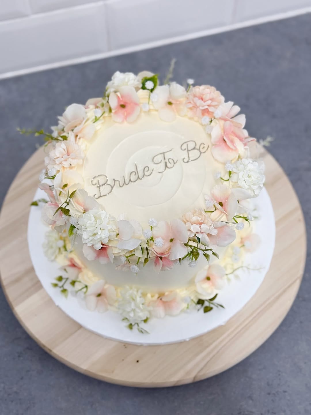 Post 9 by Cakes By Hassan on Instagram (carousel)