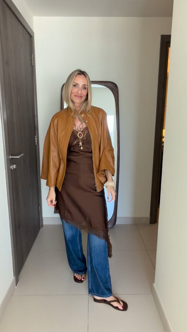 Post 6 by Jo Lewis on Instagram (video)