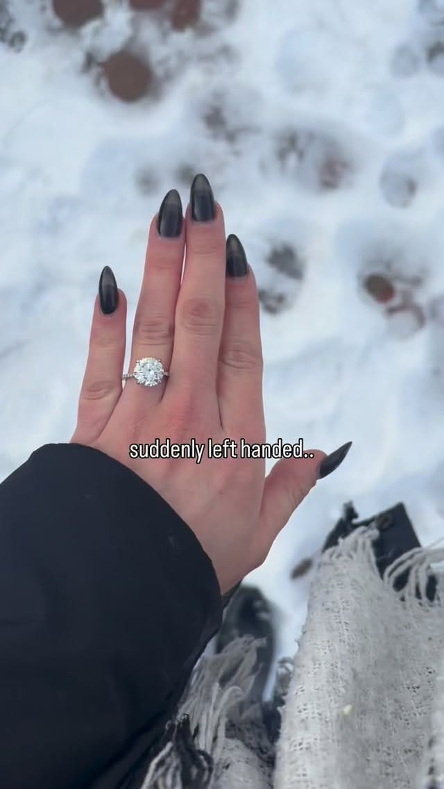 Post 6 by Manfredi Jewels on Instagram (video)