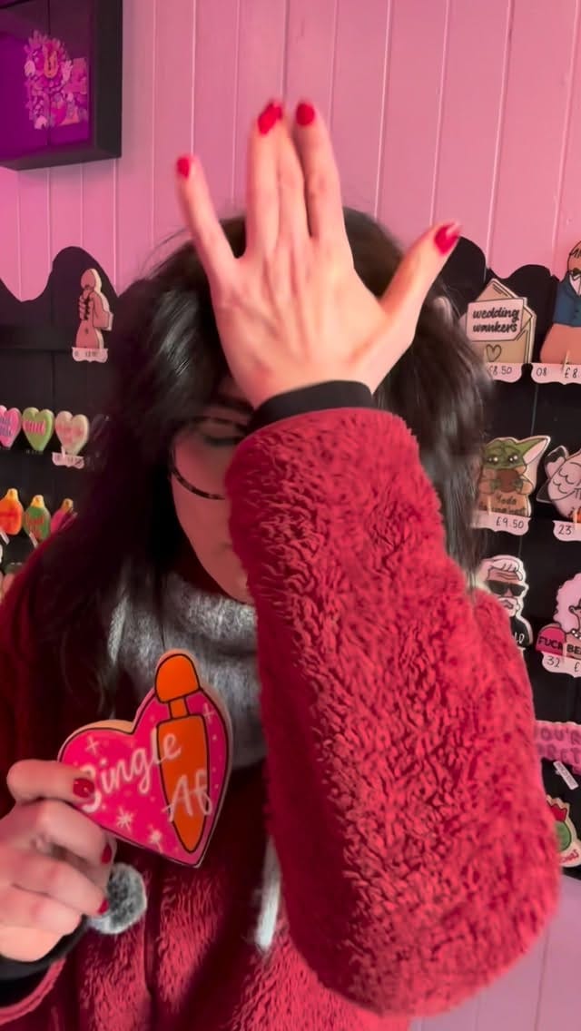 Post 8 by Rude Cookies on Instagram (video)