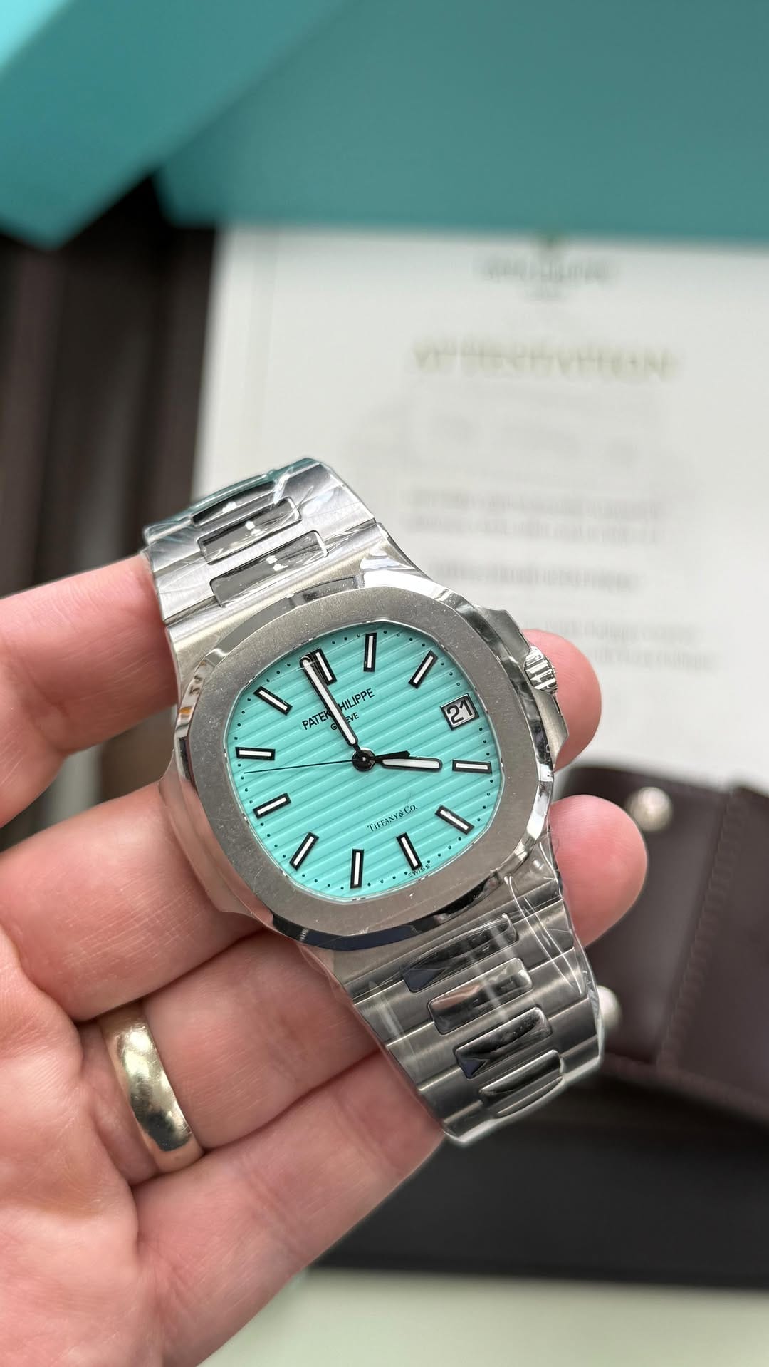 Post 8 by Newport Watch Club on Instagram (video)
