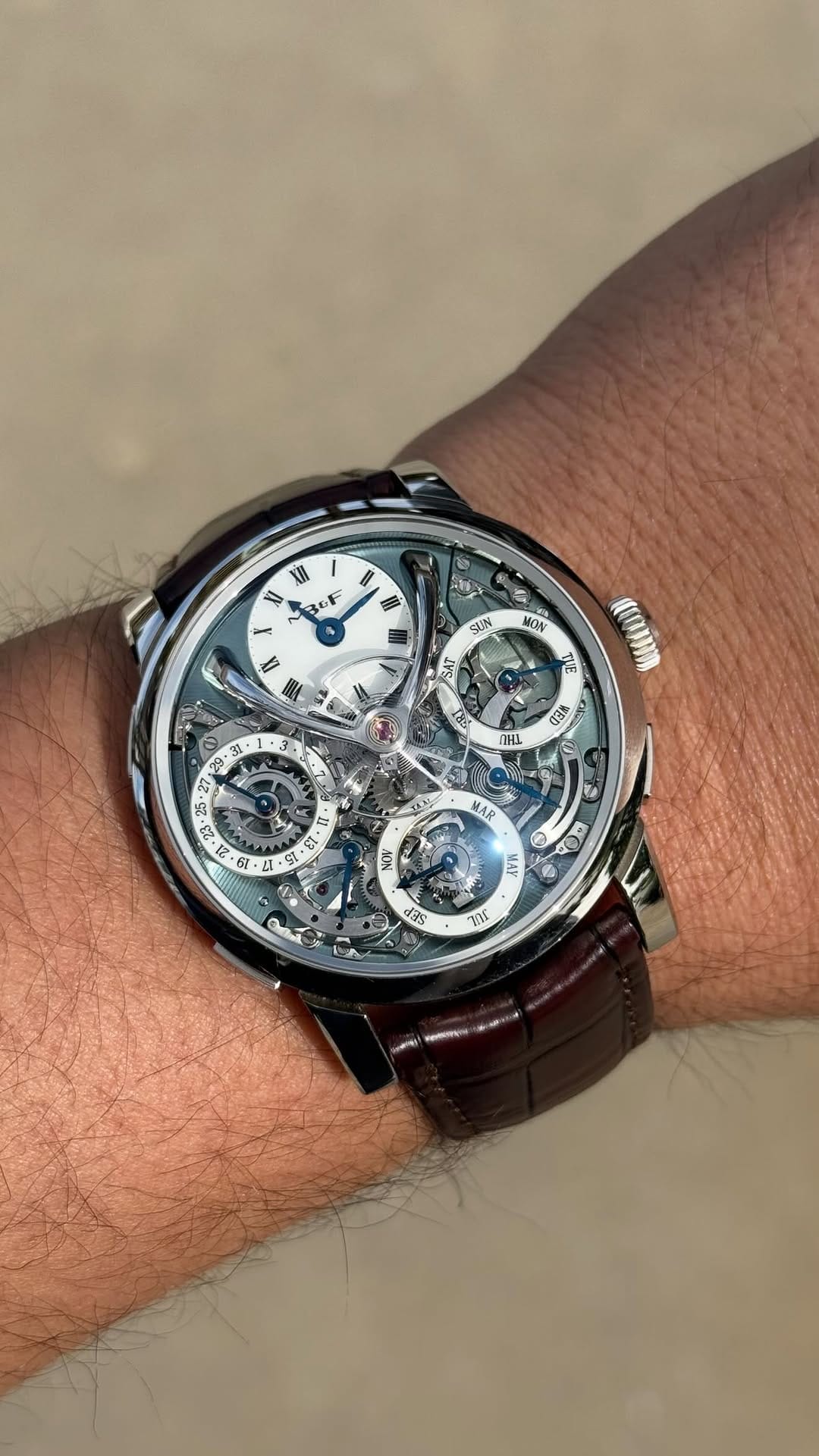 Post 6 by Newport Watch Club on Instagram (video)