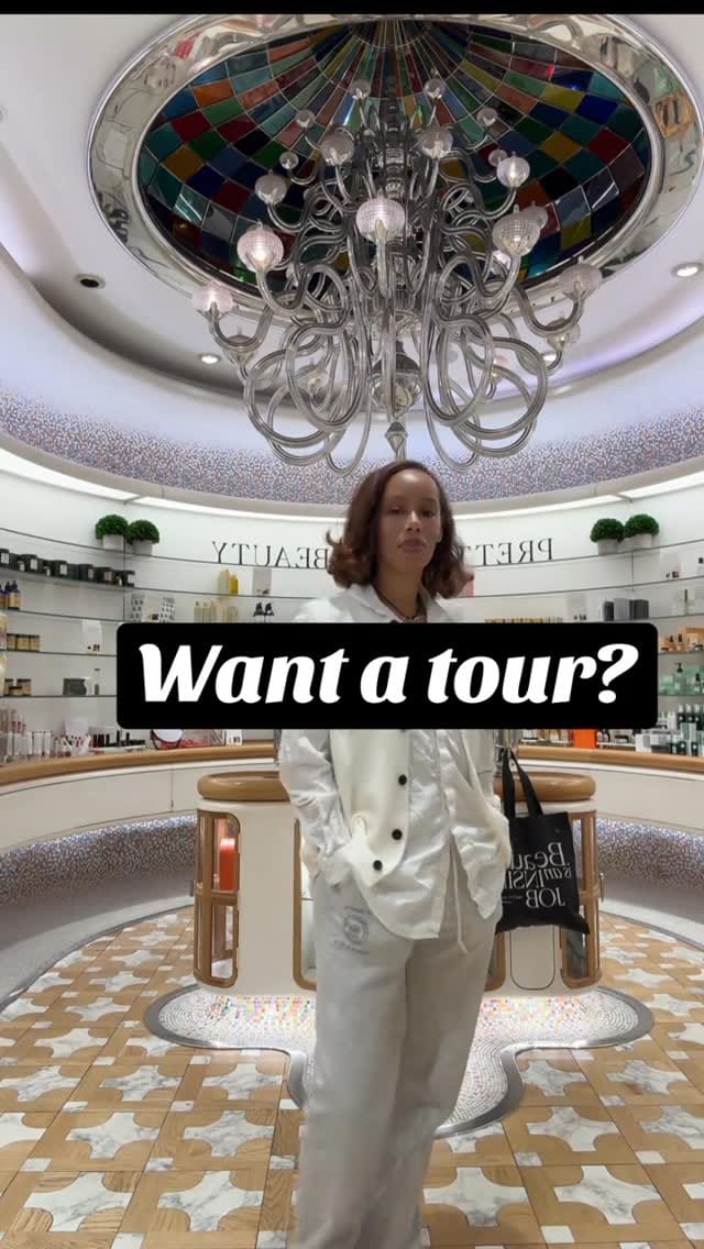 Post 7 by Pretty Well Beauty - AKA PWB on Instagram (video)