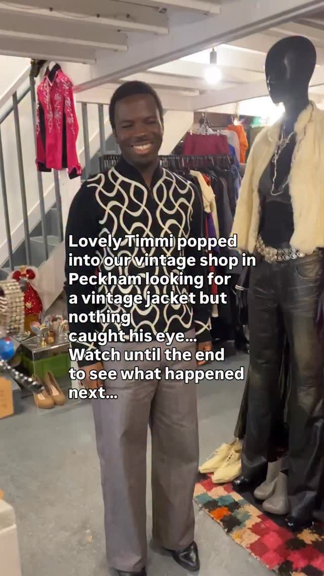 Post 5 by Little Sister - London Vintage Shop on Instagram (video)