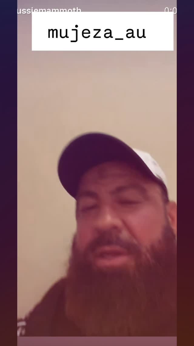 Post 8 by Mujeza Honey Australia on Instagram (video)