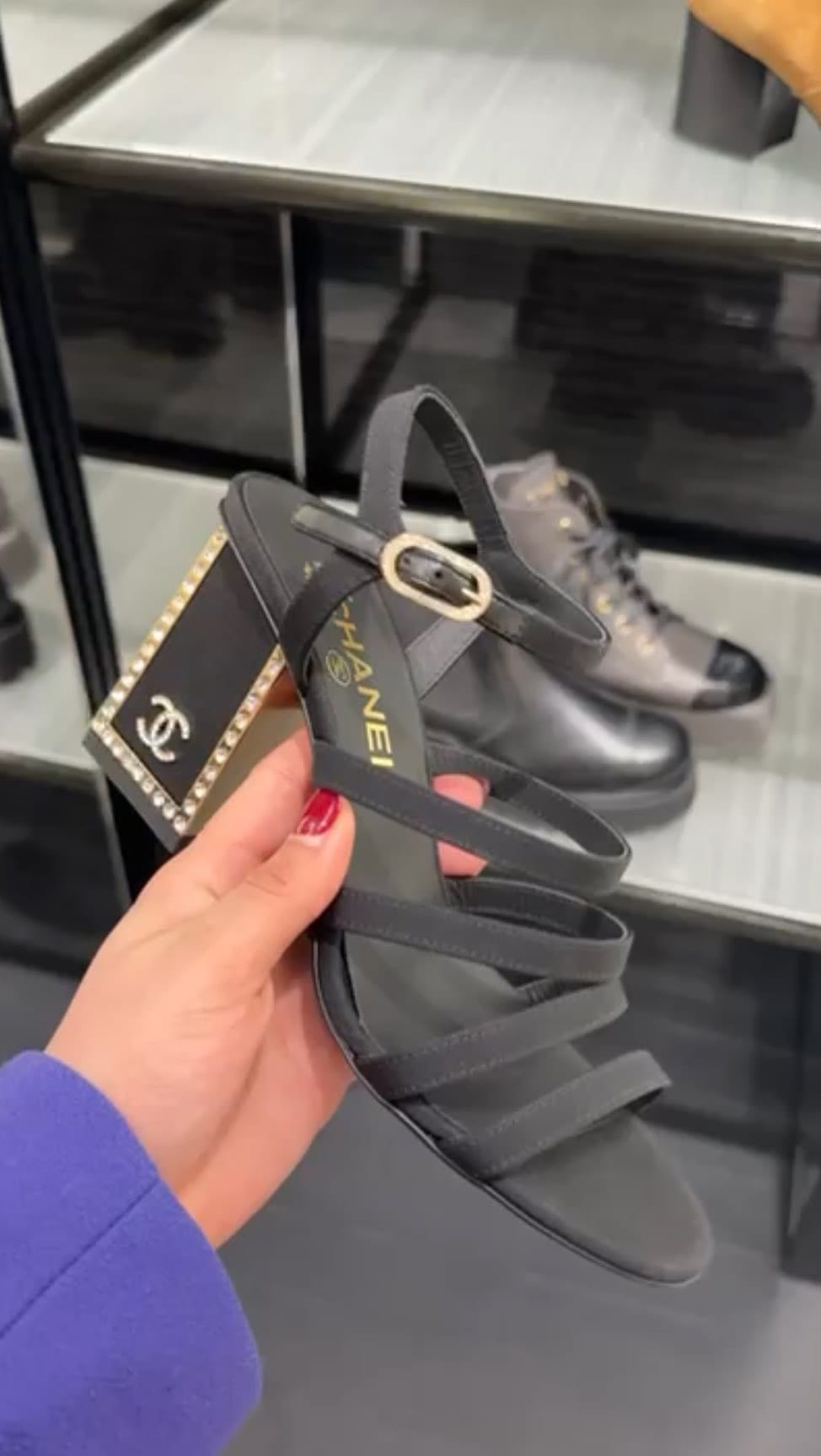 Post 5 by Luxury Boulevard on Instagram (video)