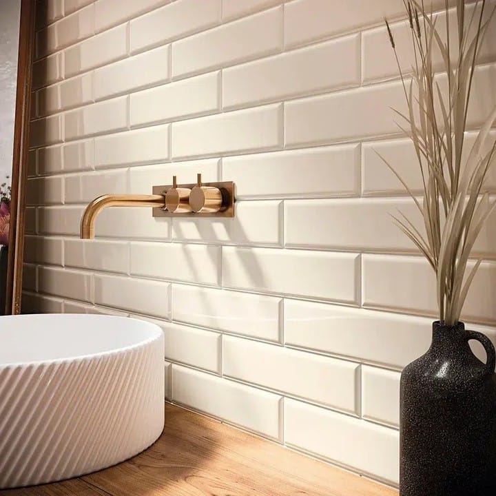 Post 5 by RightPriceTiles & WoodFlooring on Instagram (image)