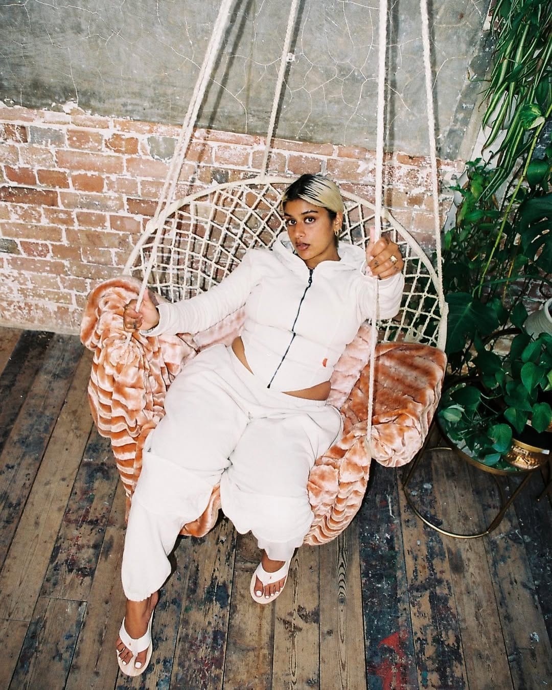 Post 10 by The K Label on Instagram (carousel)