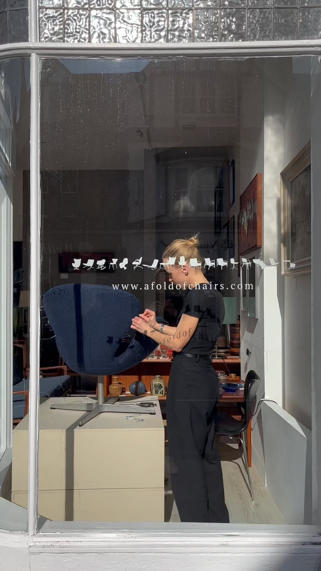 Post 10 by a fold of chairs on Instagram (video)