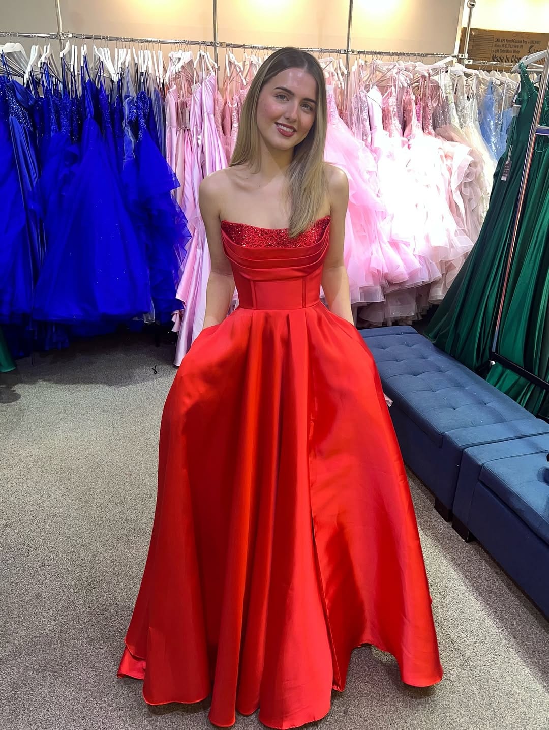 Post 10 by - Deja Elite boutique - on Instagram (image)