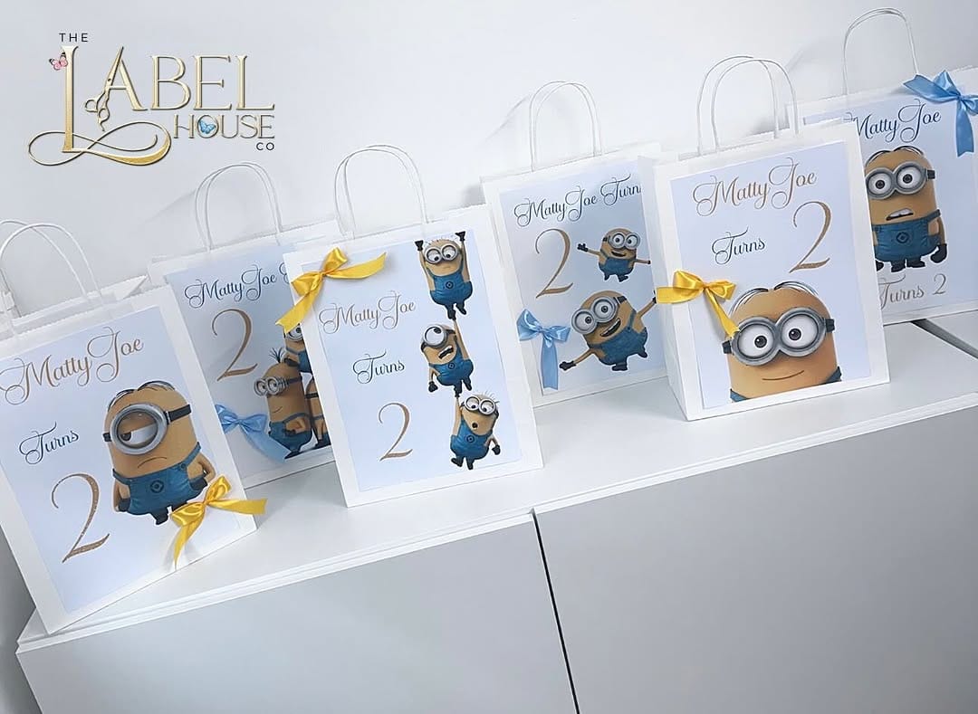 Post 1 by Luxury Handmade Cards, Bespoke Baby Birth Sign Sets & More on Instagram (image)