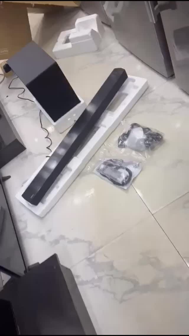 Post 2 by Lamar Electronics Store on Instagram (video)