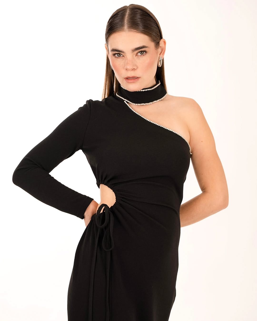 Post 9 by Conspiración | Renta Venta de Vestidos on Instagram (carousel)