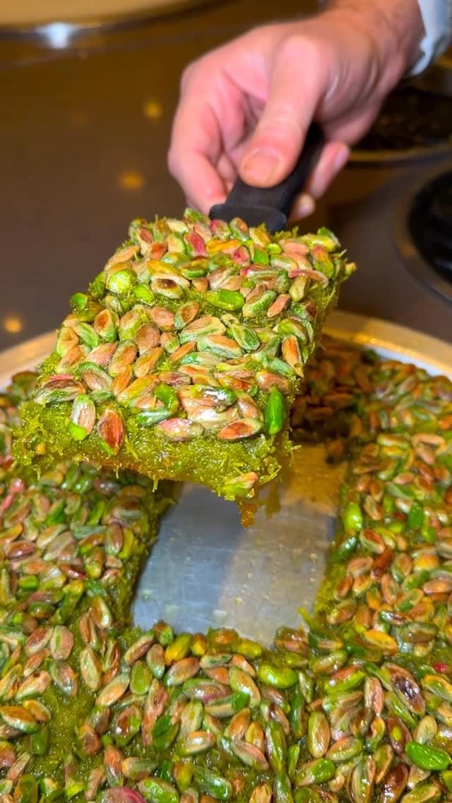 Post 4 by Emrah Zülkadiroğlu on Instagram (video)