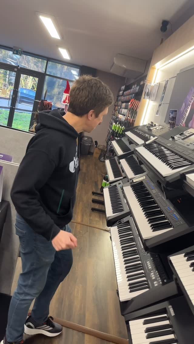 Post 5 by A Strings on Instagram (video)