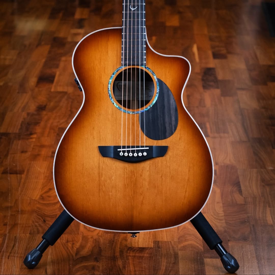 Post 3 by A Strings on Instagram (image)