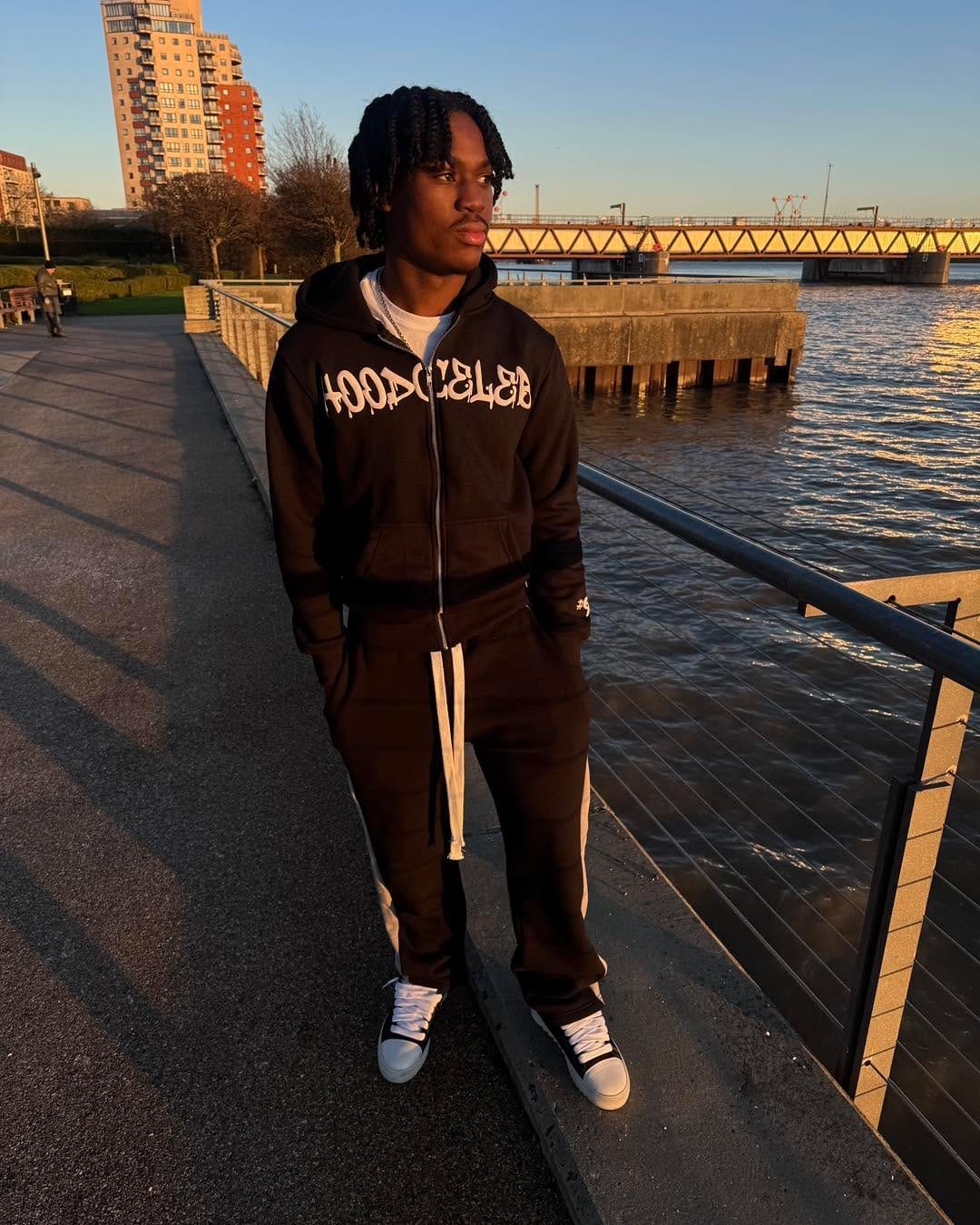 Post 3 by HoodCeleb™️ on Instagram (carousel)