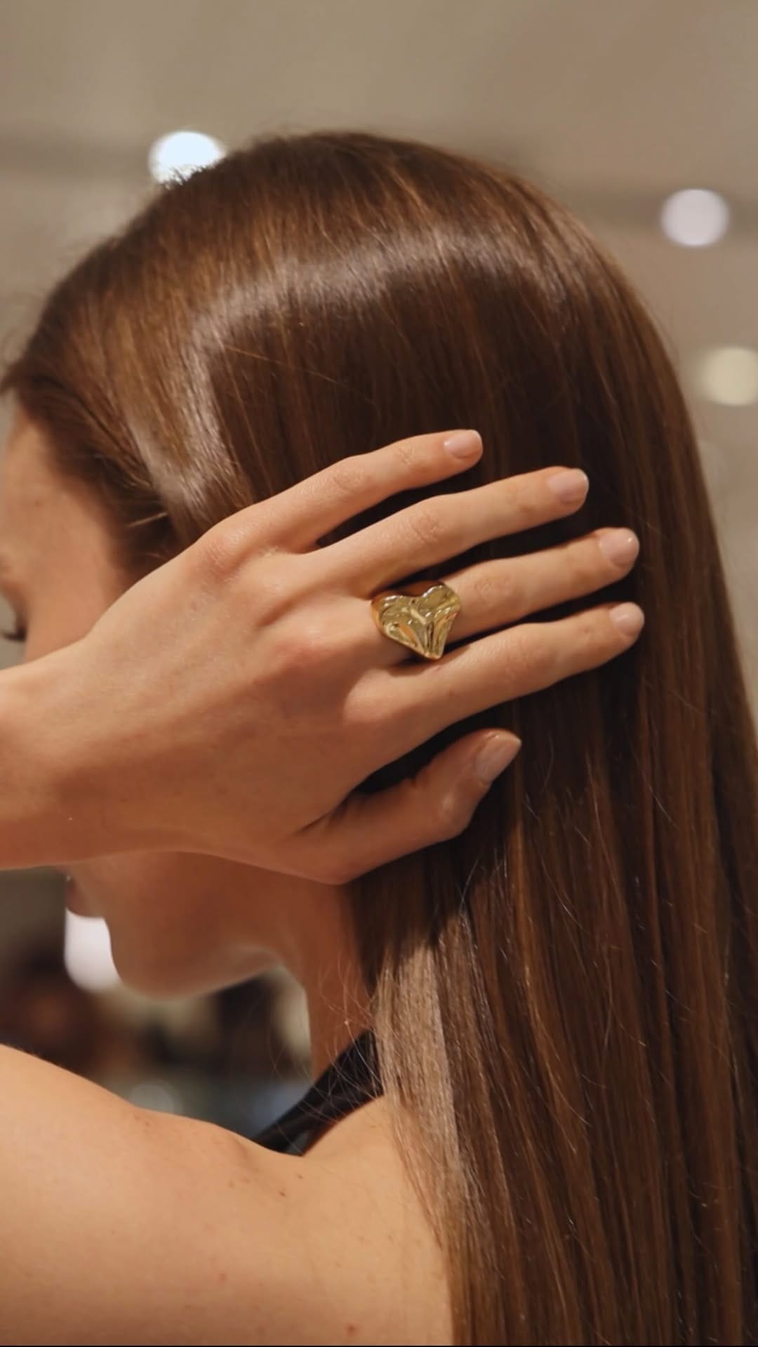 Post 9 by I AM VOLYA LONDON on Instagram (video)