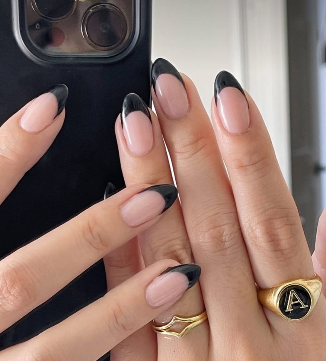 Post 6 by Nanilonails on Instagram (image)