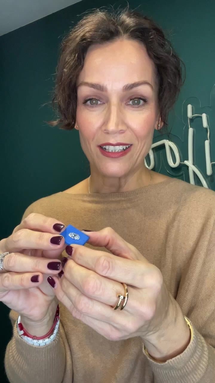 Post 6 by Bijoux Jewels on Instagram (video)