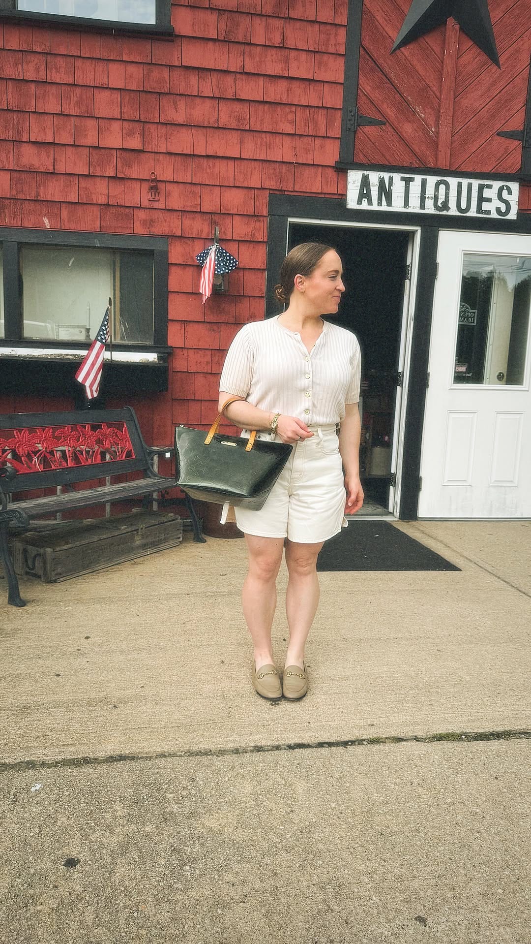 Post 9 by Gentri Lee Antiques on Instagram (video)