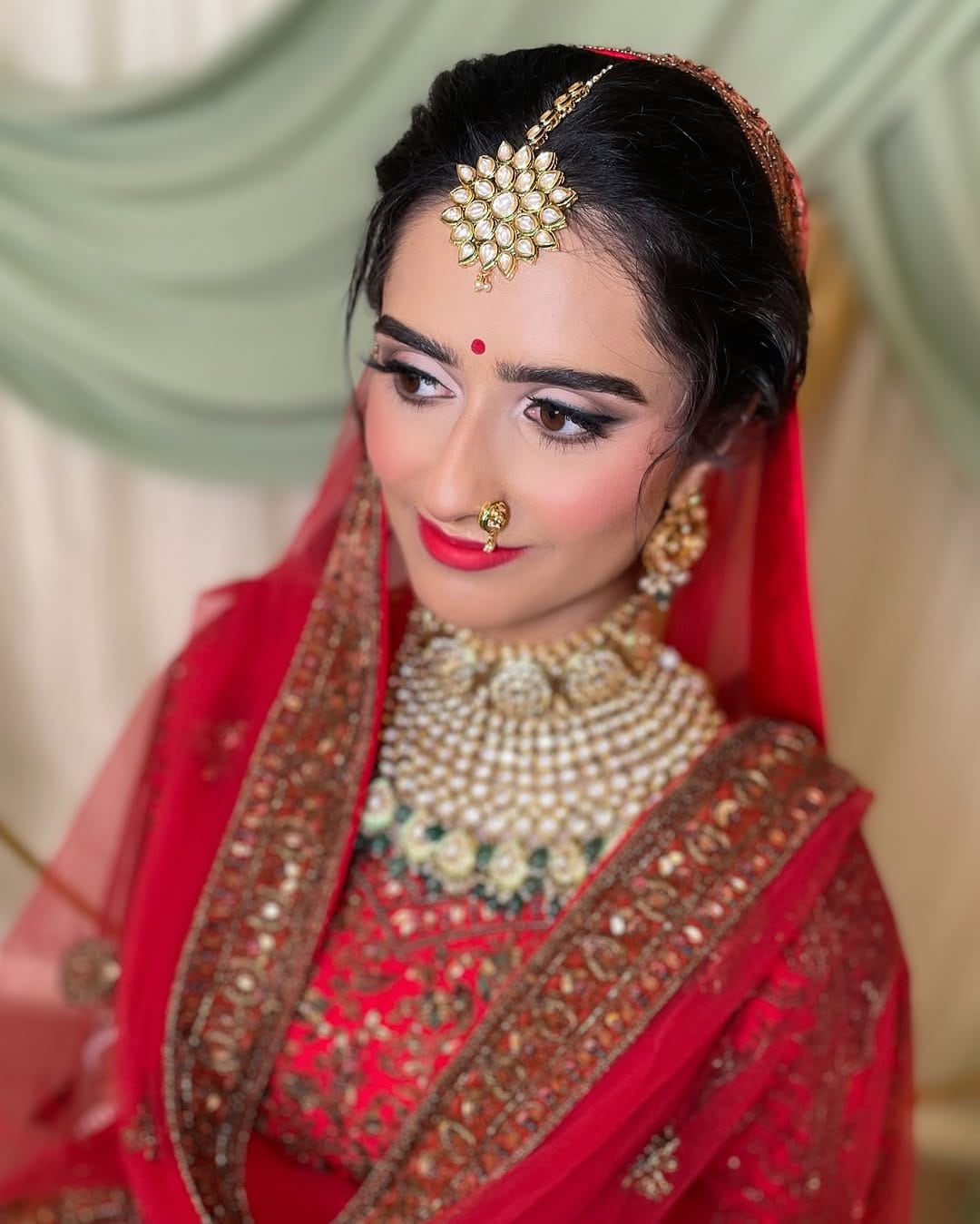 Post 10 by BRIDAL & PARTY HAIR & MAKEUP on Instagram (carousel)