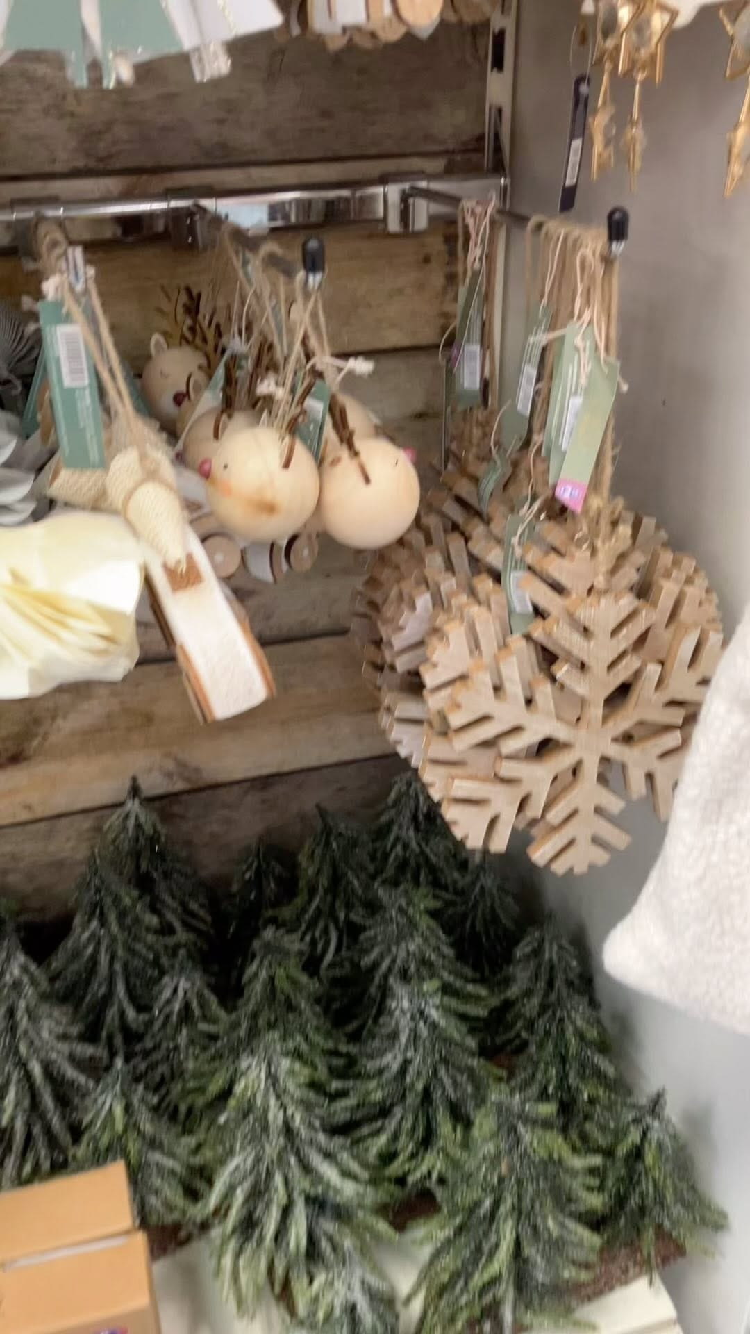 Post 4 by Rachel on Instagram (video)
