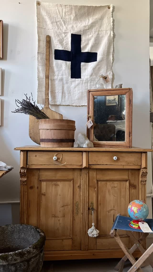 Post 9 by Emily, Spring Hill Farm on Instagram (video)