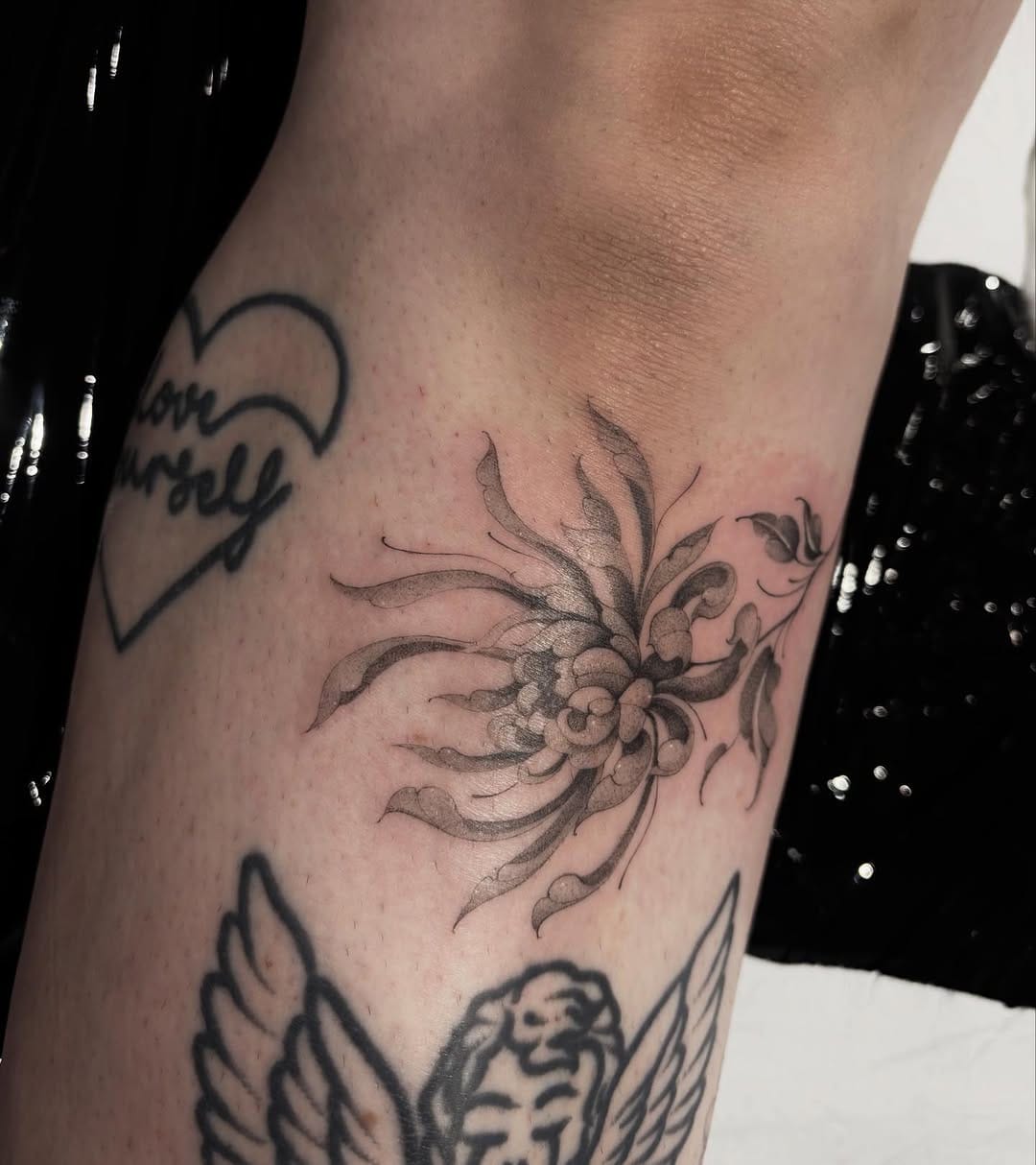 Post 7 by @blissful.tattoos on Instagram (carousel)