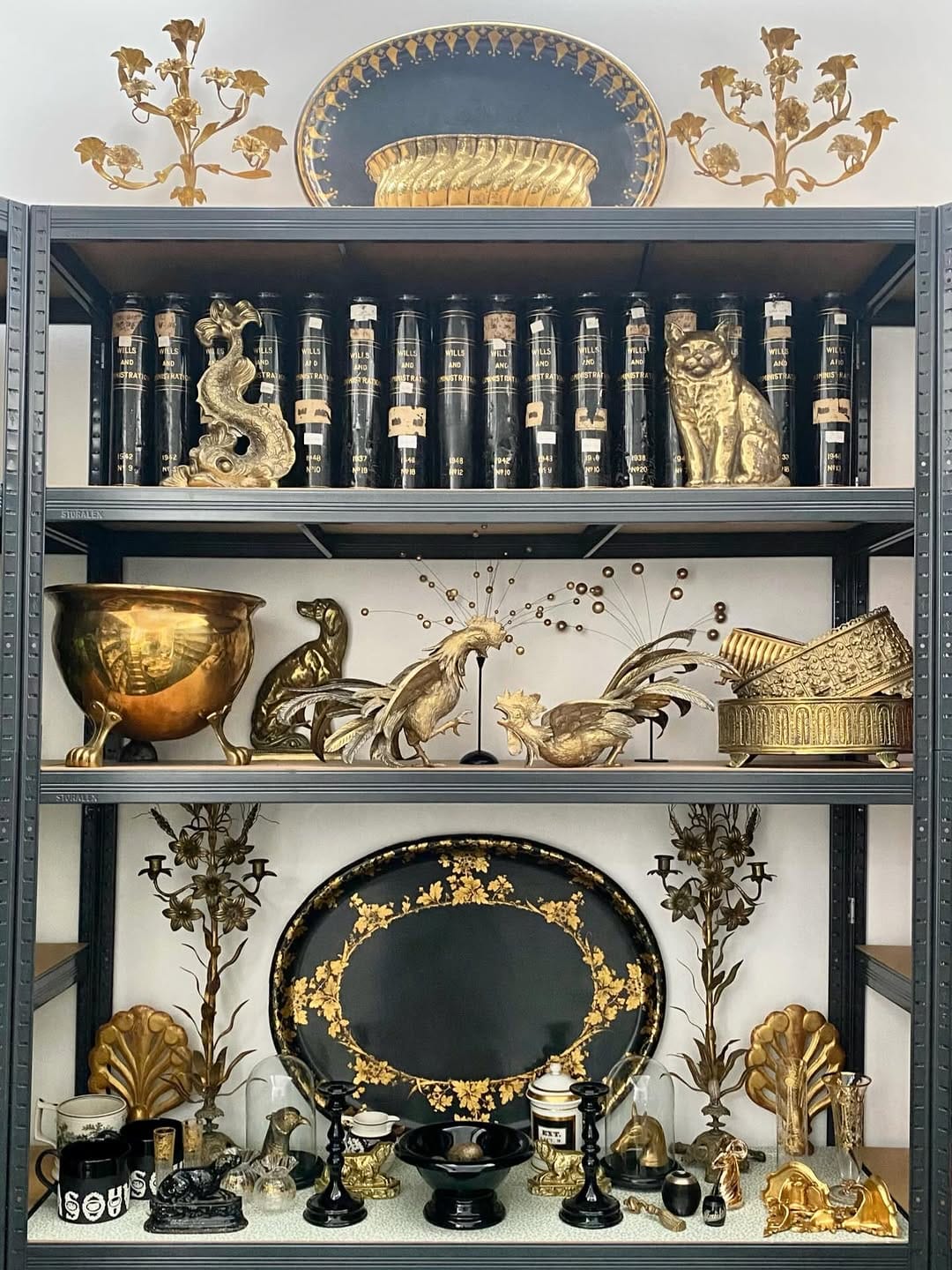 Post 4 by Charlie Bordewich Antiques on Instagram (image)