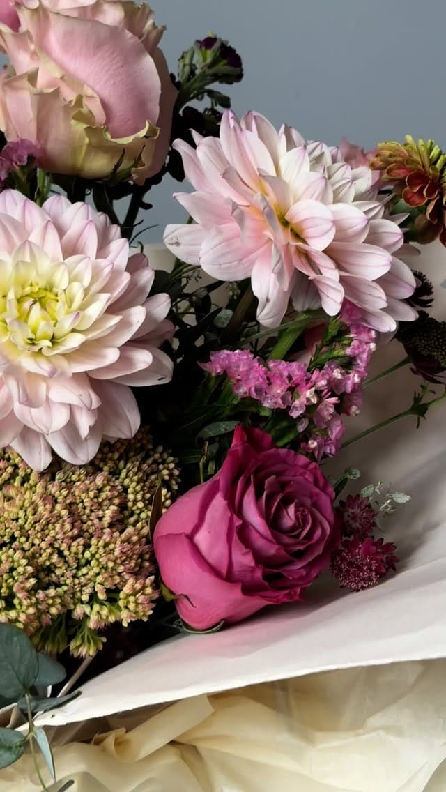 Post 10 by Lakes & Rivers Flower Farm on Instagram (video)