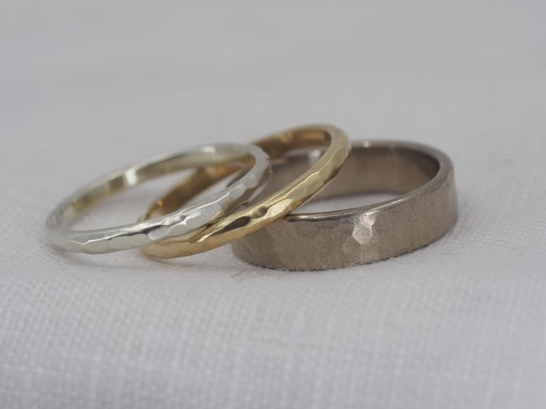 Post 9 by Contemporary Jewellery on Instagram (carousel)