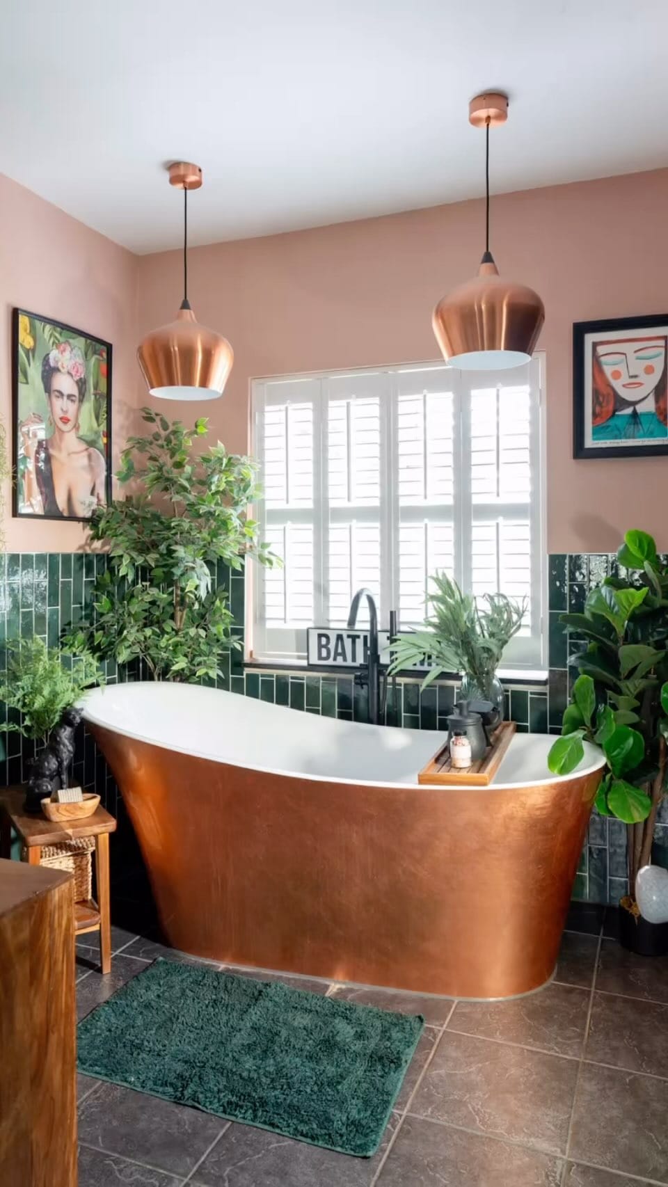 Post 8 by Anthea O’Neil on Instagram (video)