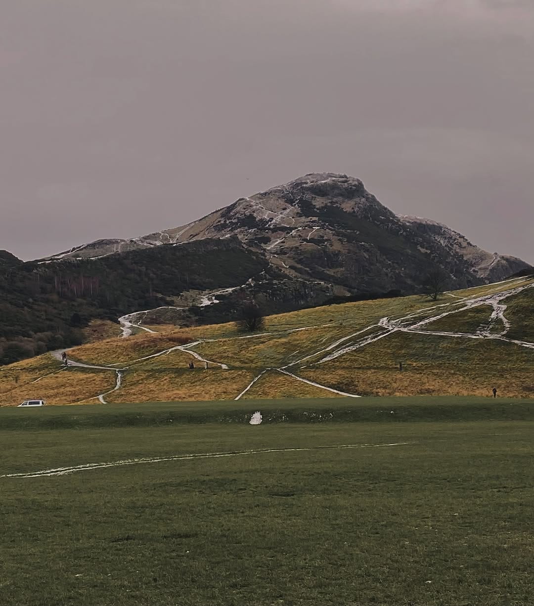 Post 4 by The Edinburgh Candlemaker Co on Instagram (image)