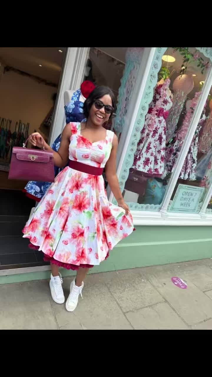 Post 9 by Pocket Watch & Petticoats on Instagram (video)