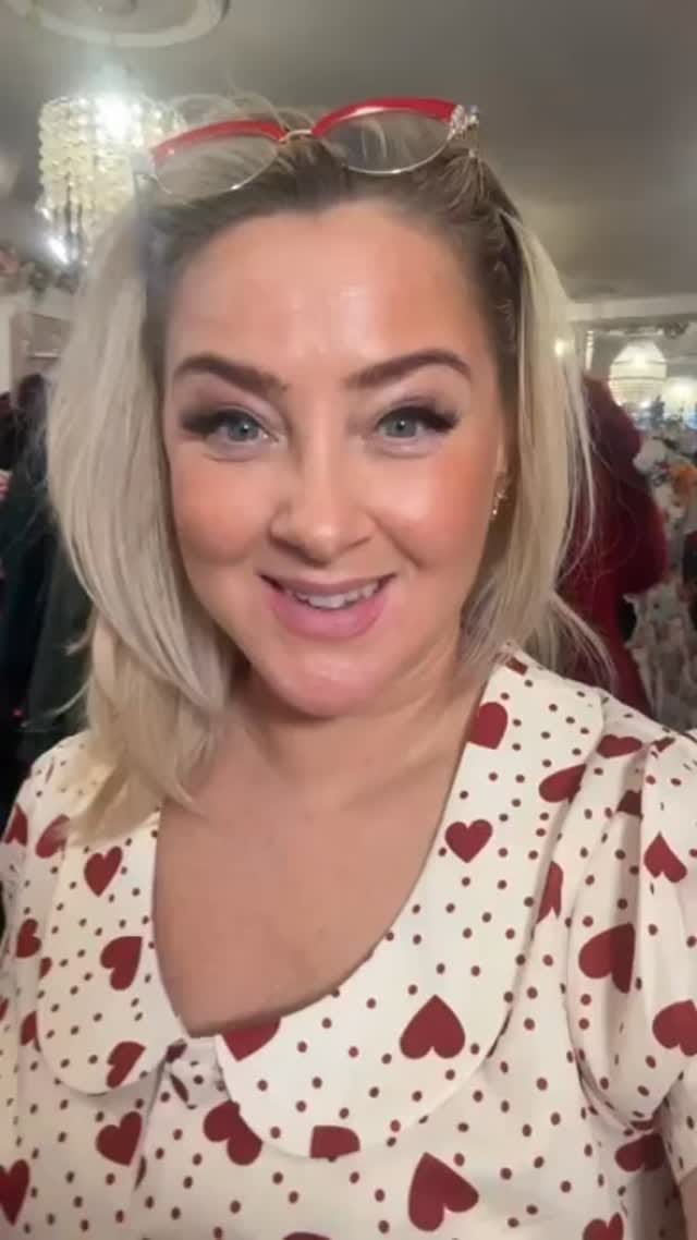 Post 7 by Pocket Watch & Petticoats on Instagram (video)
