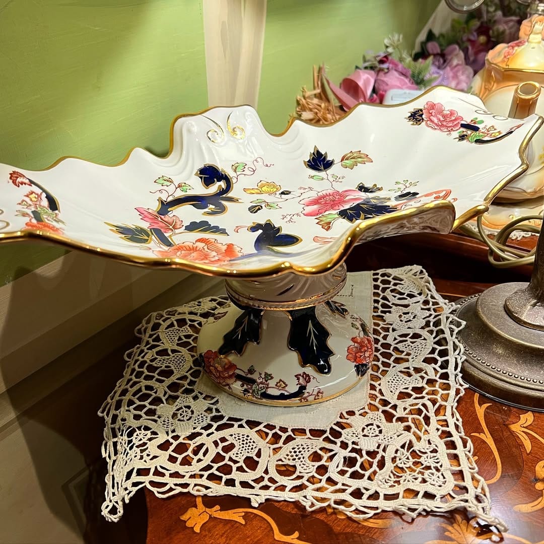 Post 7 by Negozio Vintage & Antiquariato on Instagram (carousel)