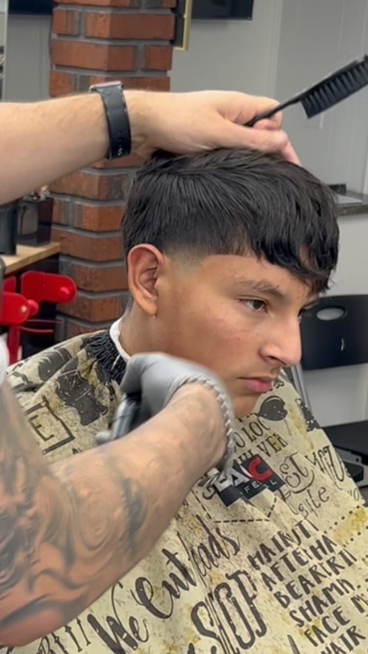 Post 7 by Caribbean barbershop on Instagram (video)