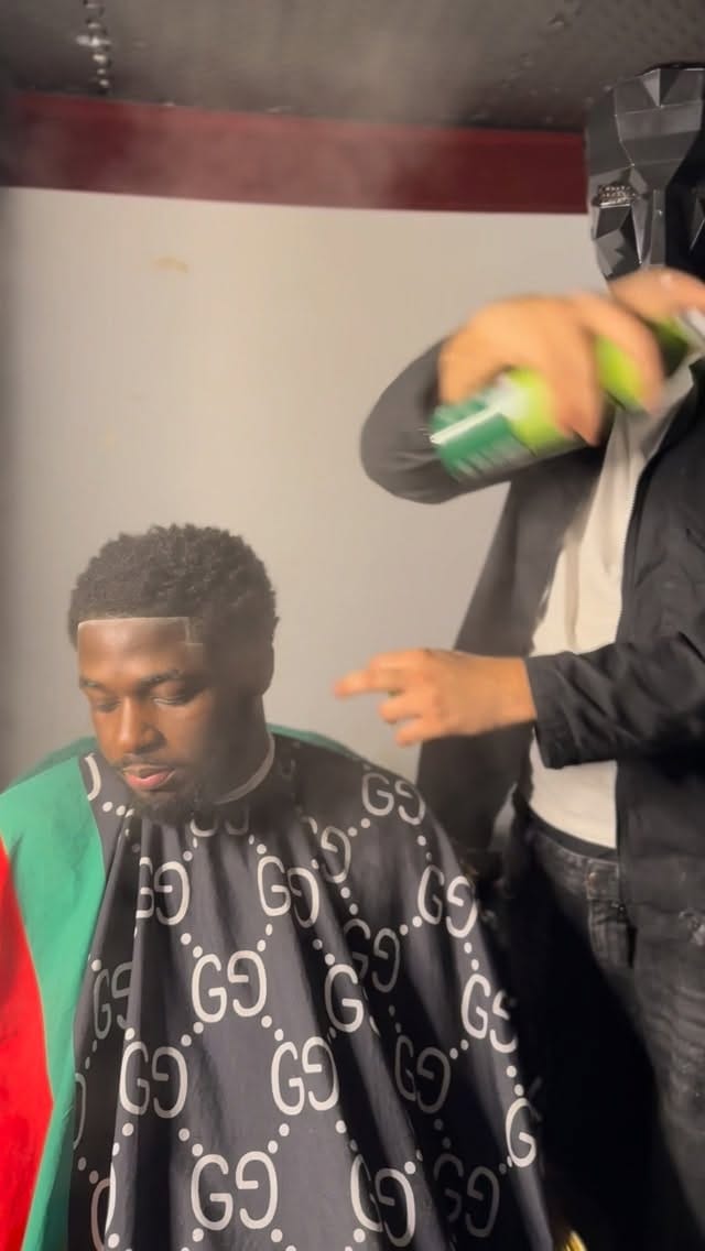 Post 6 by 💈Celebrity Barber💈 on Instagram (video)