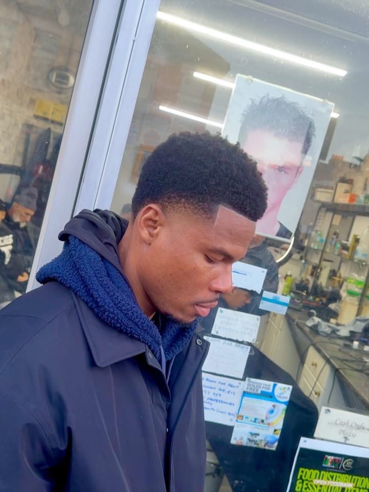 Post 2 by 💈Celebrity Barber💈 on Instagram (carousel)