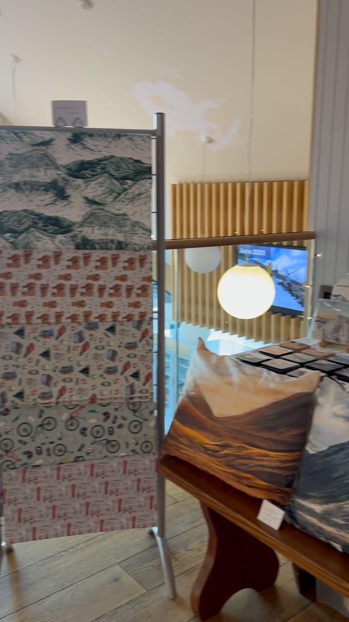 Post 5 by Discover And Draw on Instagram (video)